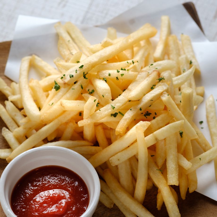 フライドポテト（580円）