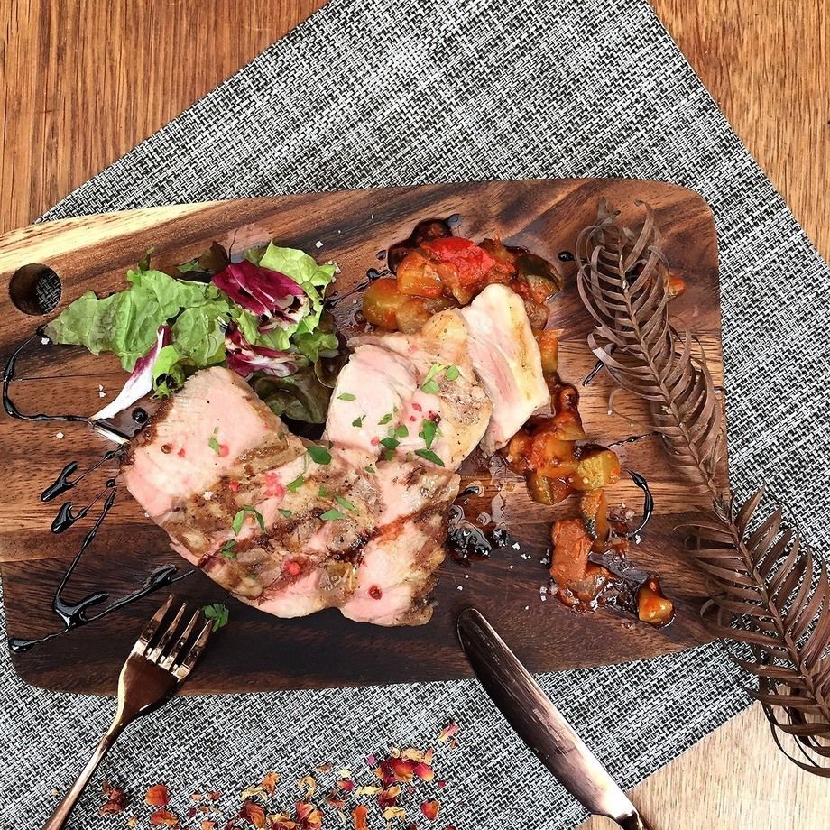 シェフ厳選！豚のグリル（2000円）