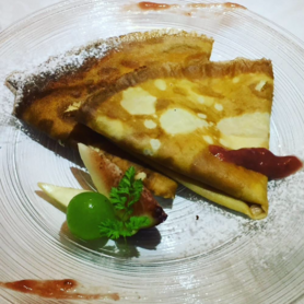 北海道産リュバーブの自家製クレープ