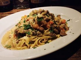 手打ち 茨木県産美明豚のラグーソース タリアテッレ