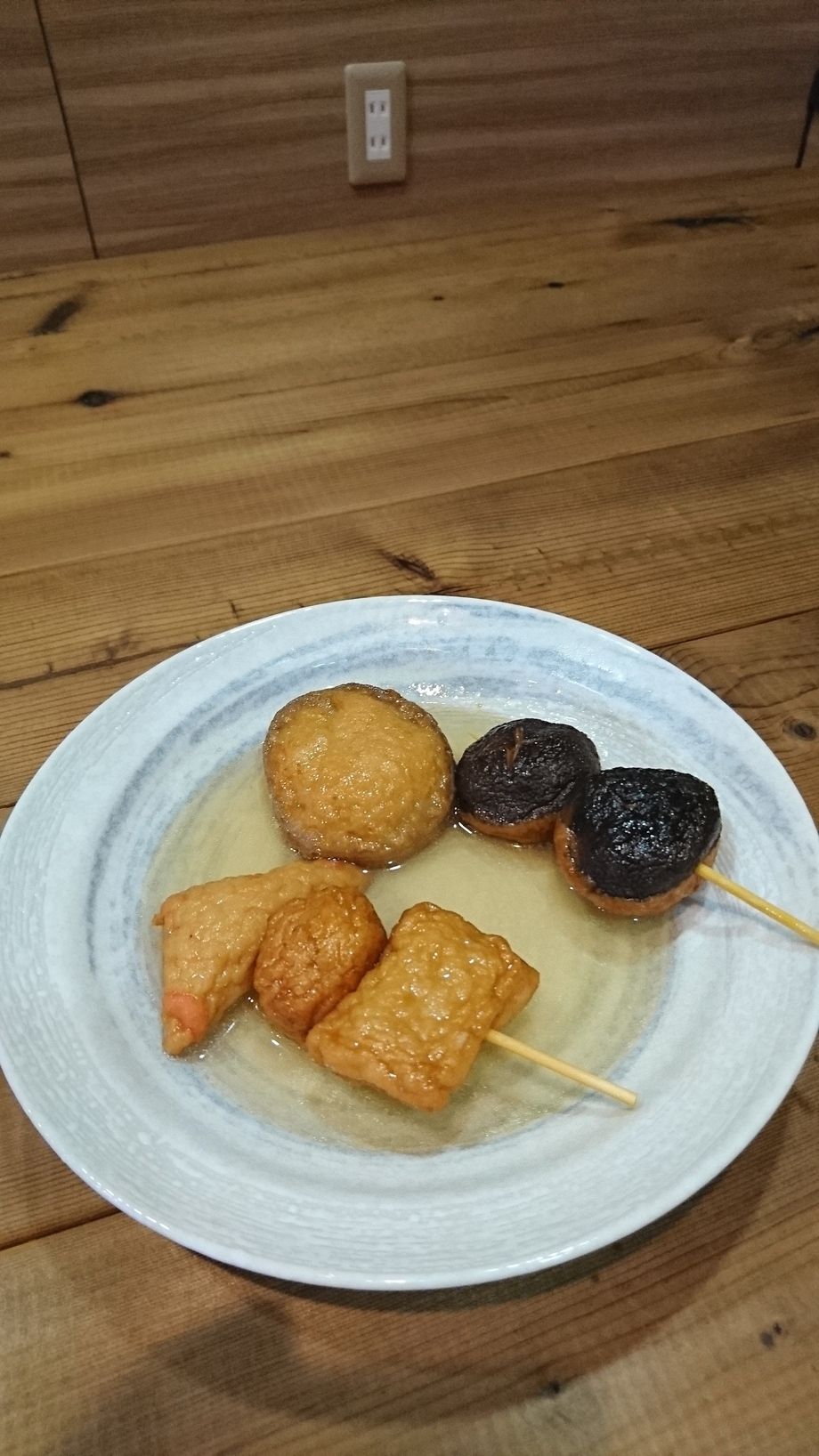 丸、三角、四角の鎌康串    椎茸串  蓮根天