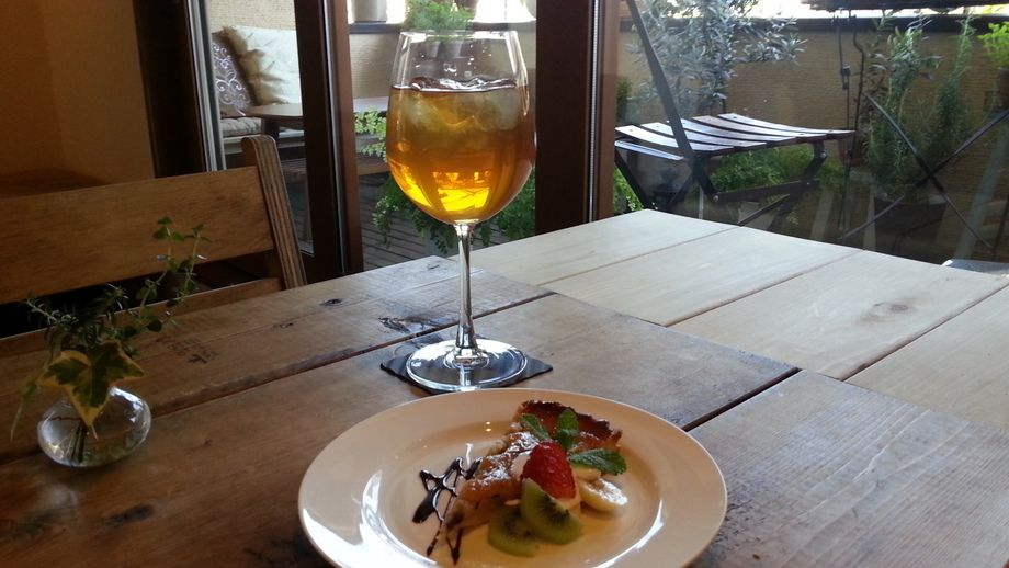 自家製スイーツ　日替わり（単品価格 550円　セット価格　450円）