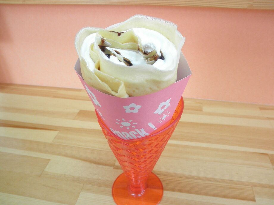 クレープ　チョコ生クリーム