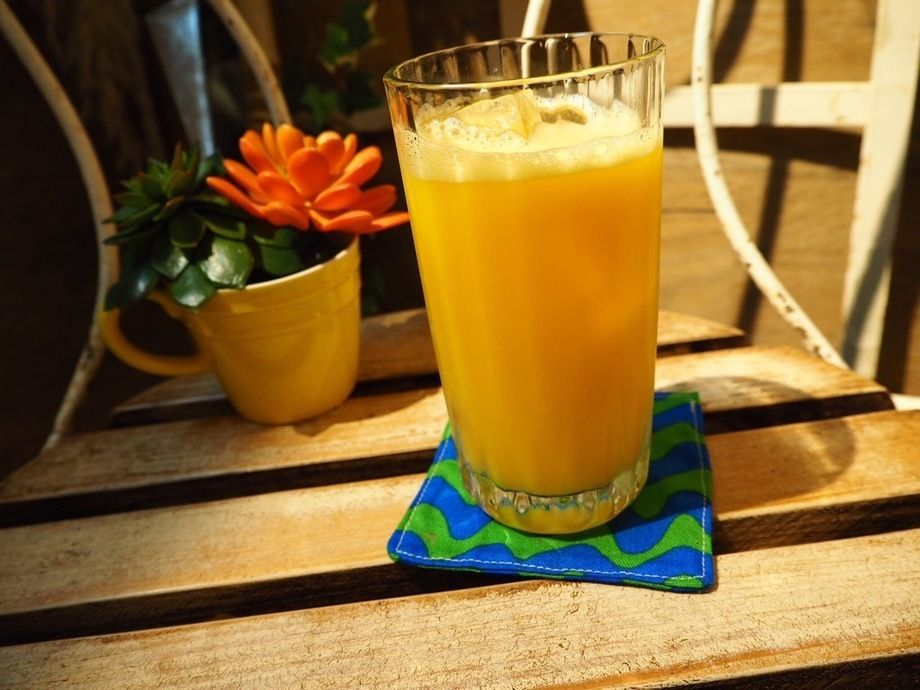 オレンジジュース（460円）