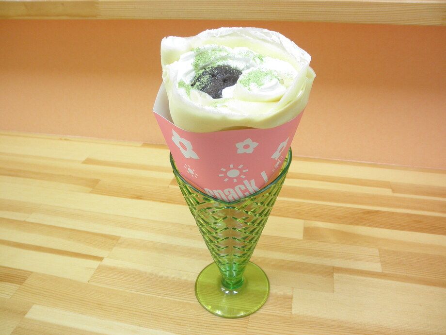 クレープ　小倉あん生クリーム