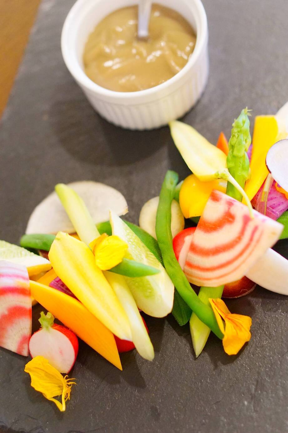 鎌倉野菜のバーニャカウダ（1,100）