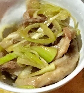 まぐろ胃袋の塩ダレ和え