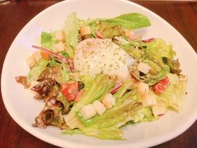 温玉シーザーサラダ