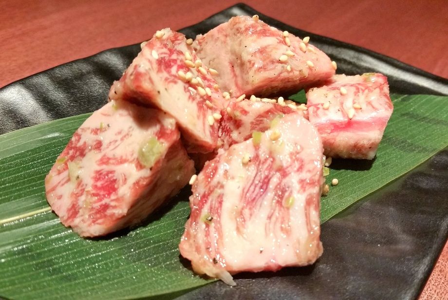 ゲタカルビ／Beef Galbi（Rib Finger Meat）（一人前: 1,590円／四枚売: 1,060円一人焼肉: 477円）