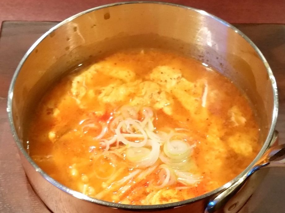 海鮮スンドゥブチゲ／Seafood Soup（1,050円）