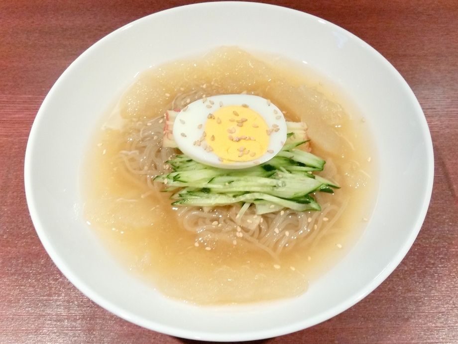 冷麺／Cold Noodle（890円）