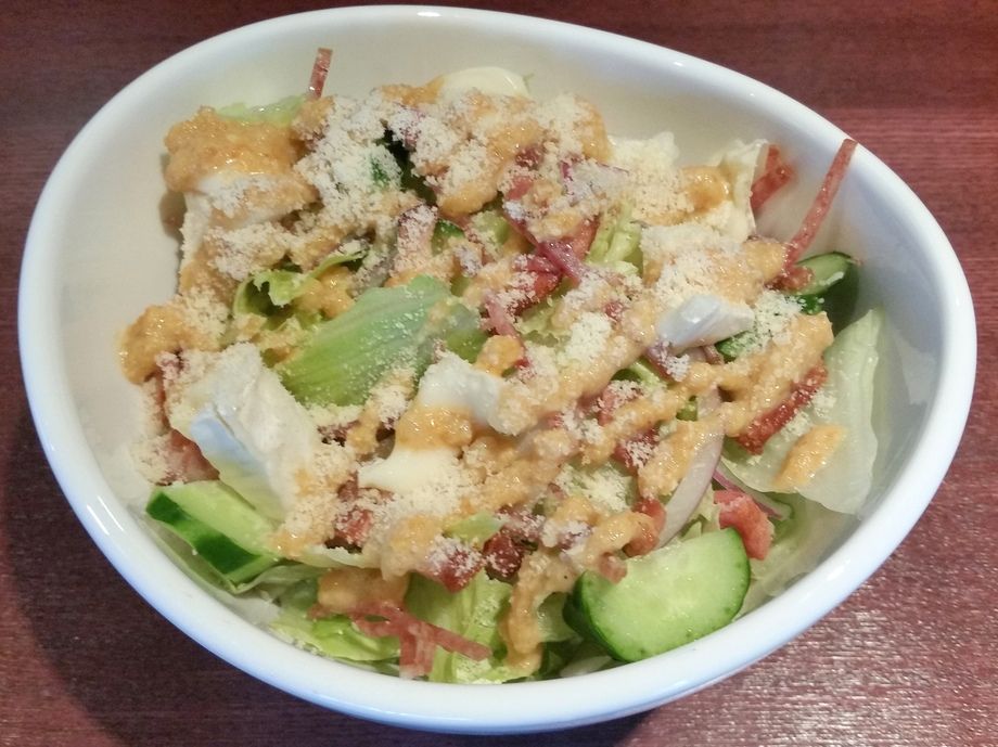 Bullseye ミックスサラダ／Mixed Salad（920円）