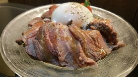 江古田特製ローストビーフwth温玉