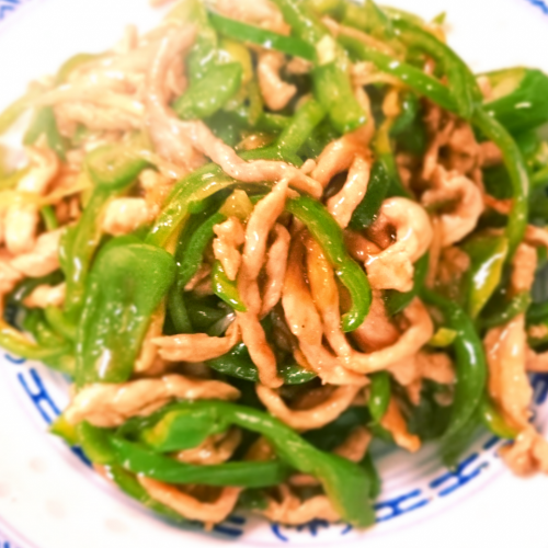 豚肉とピーマンの細切り炒め（青椒肉絲）