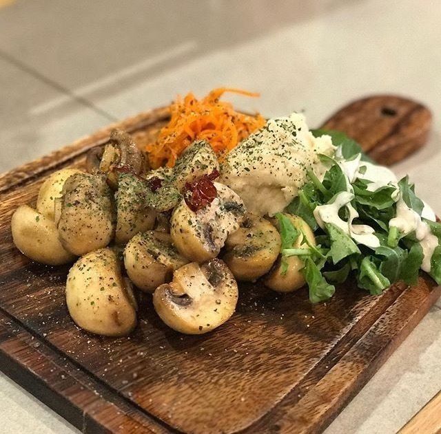 マッシュルームペペロンチーノ（600）