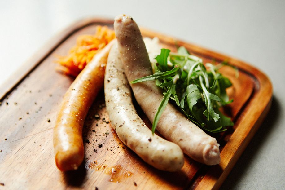 3種の生ソーセージ（800）