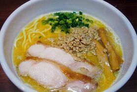 白鶏らーめん