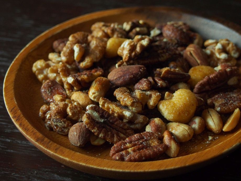 黒ビールと蜂蜜の自家焙煎ナッツ（￥５００）