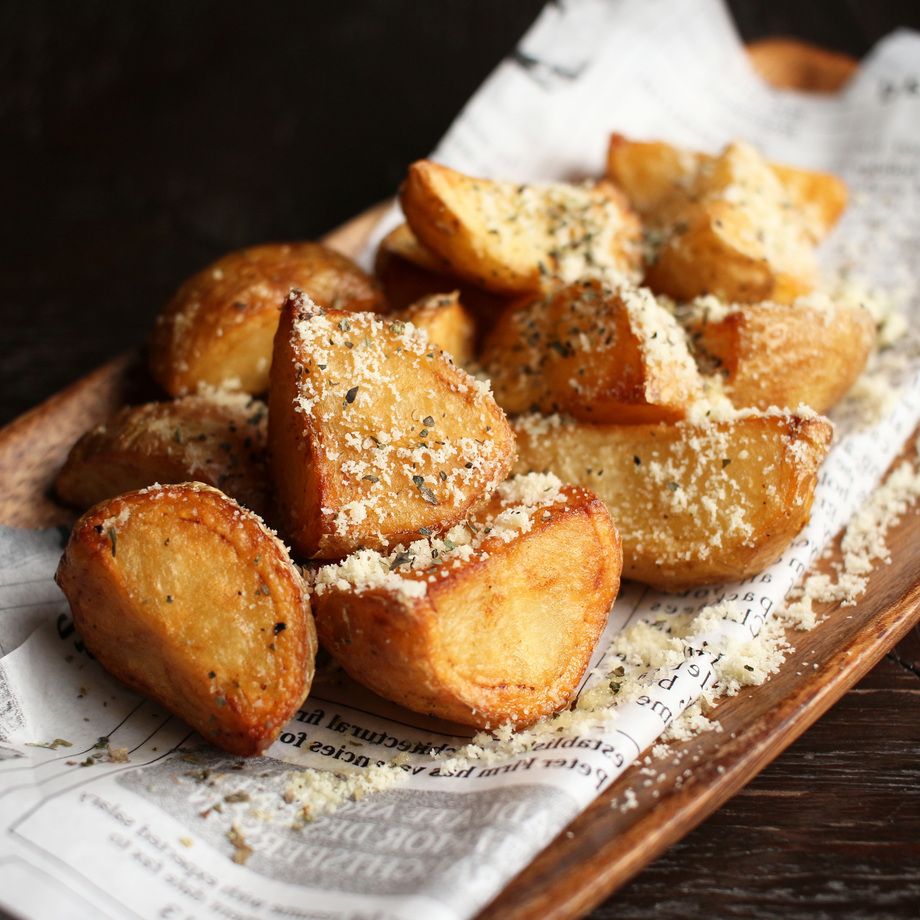 皮付きポテト　バジル&チーズ（￥６００）