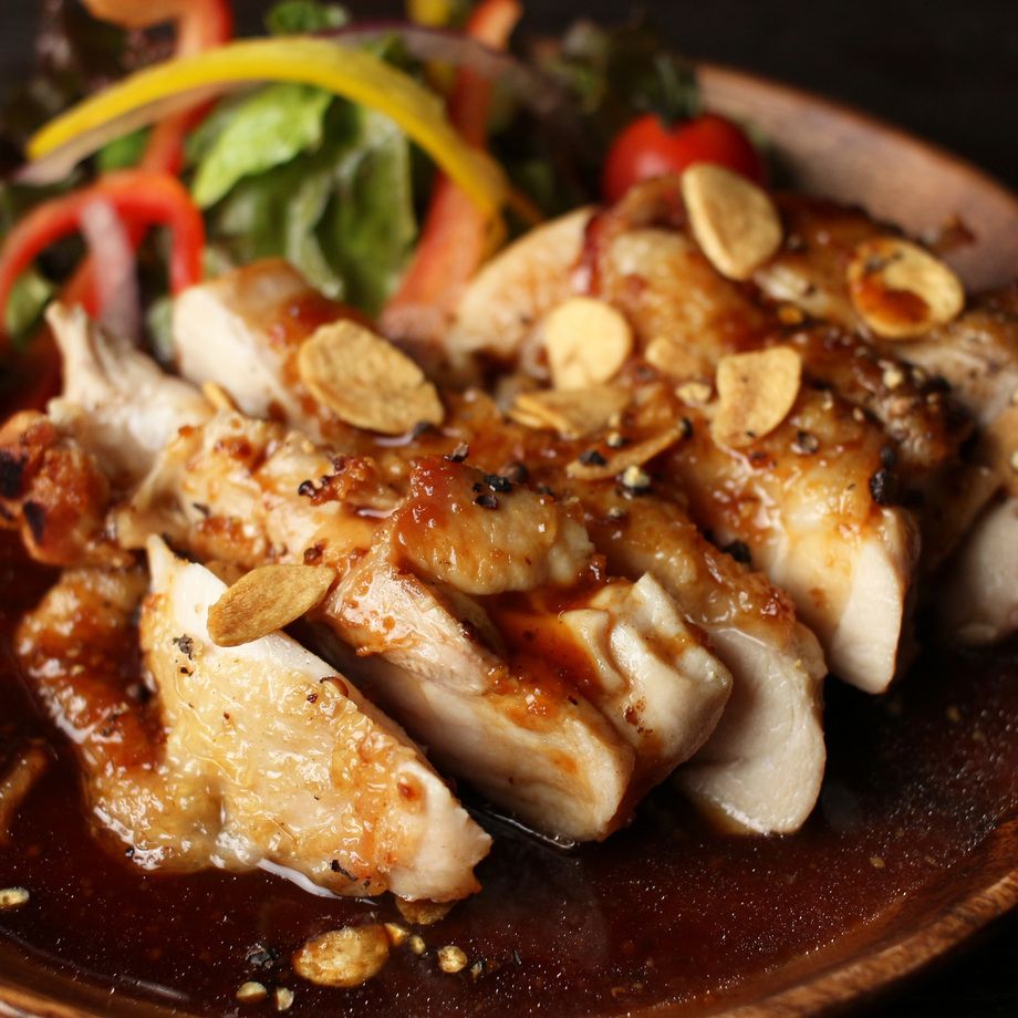 ガーリックチキンステーキ（￥８５０）