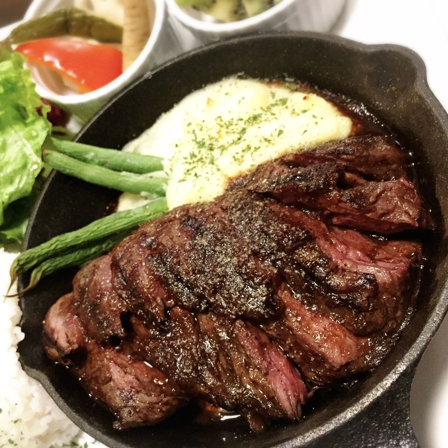 Special Hanger Plate (特製ハラミステーキ)（1500）