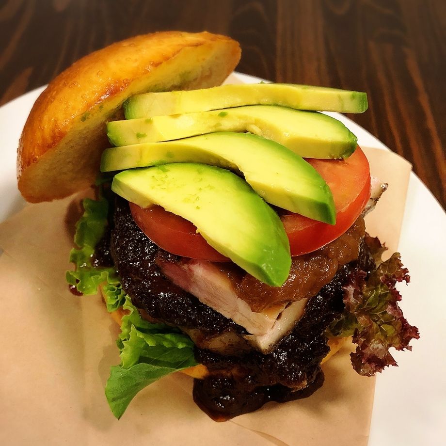 Avocado Burger （アボカドバーガー）（1500）