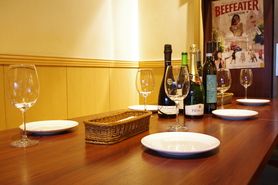 オススメワイン、スパークリングワイン、生ビール全て飲み放題プラン