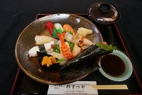 にぎり寿司※写真は特上です