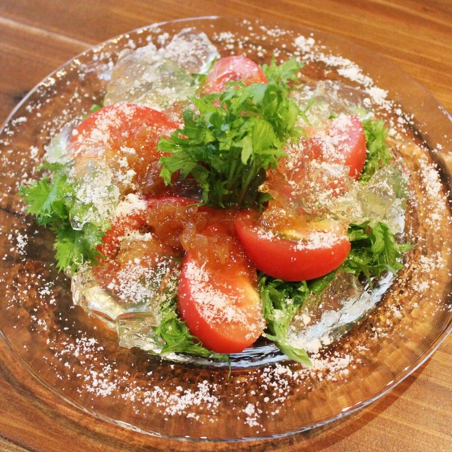 完熟トマトとワサビ菜のサラダ（650）