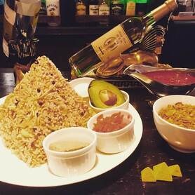 ピラミッドコシャリ