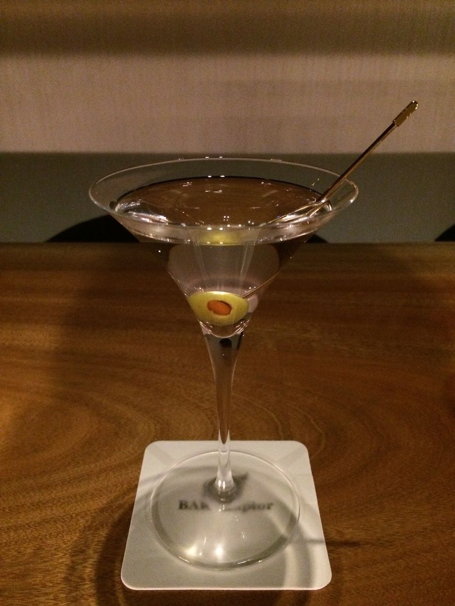 【ジンベース】 マティーニ,ギムレット,オレンジブロッサム,パラダイス,ホワイトレディー,ジンリッキー,ジンフィズ,シンガポールスリングetc...（950円）