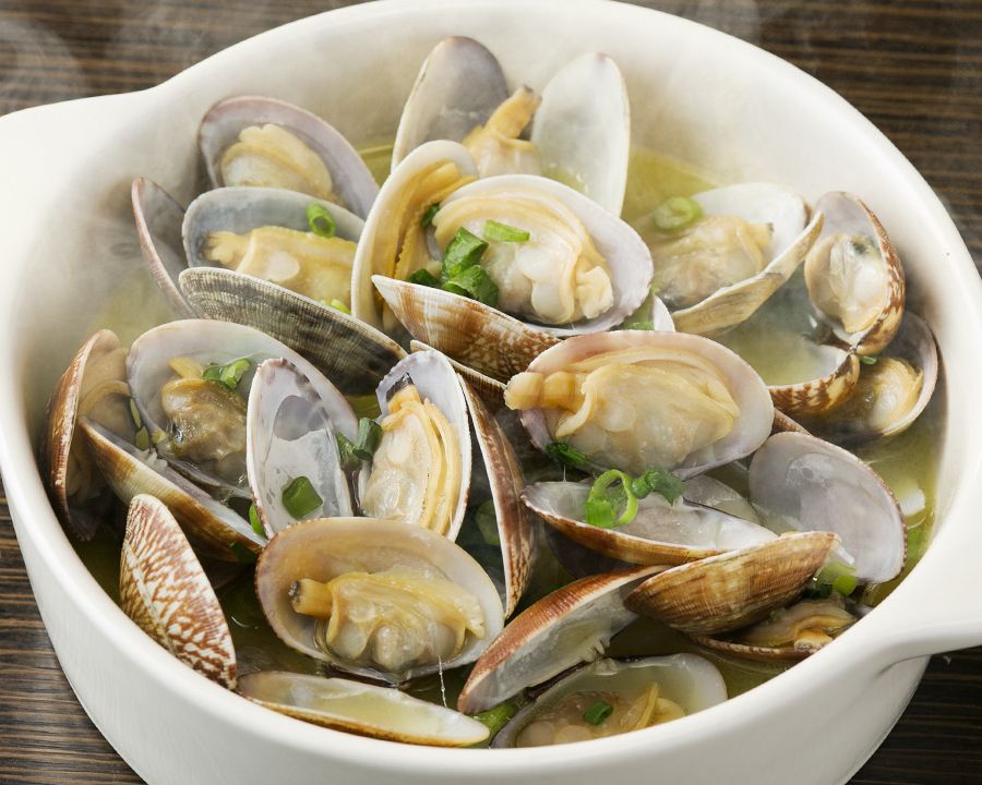 あさりバター・あさり酒蒸し（750円）