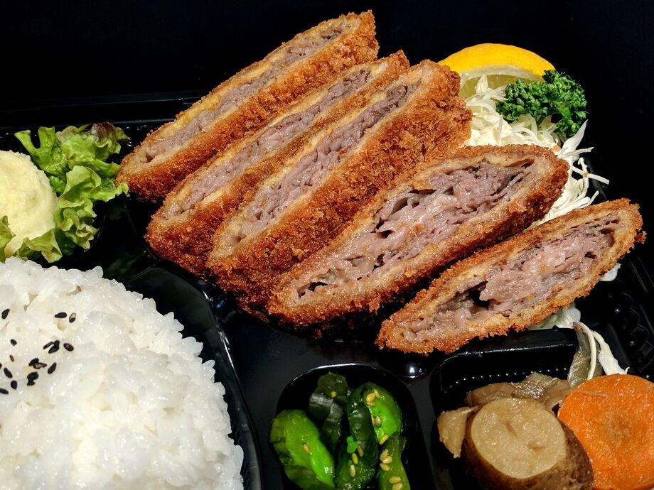 和牛ビフカツ弁当（1500）