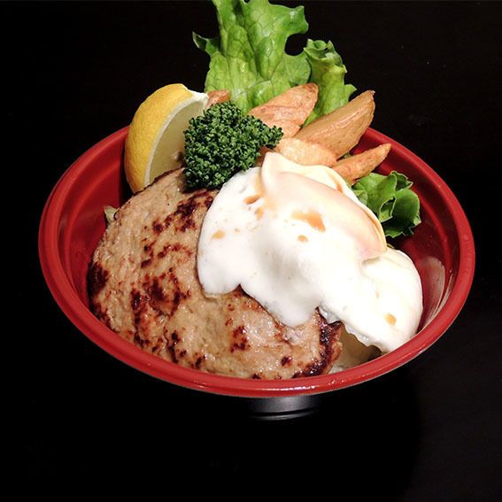 ロコモコ丼（900）