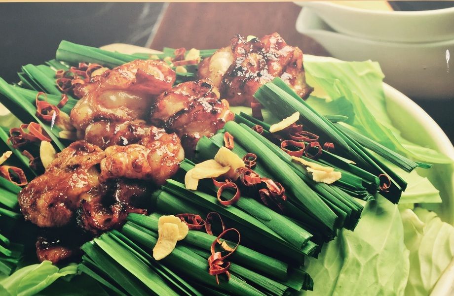焼きもつ鍋（2人前より 一人前 1500円）