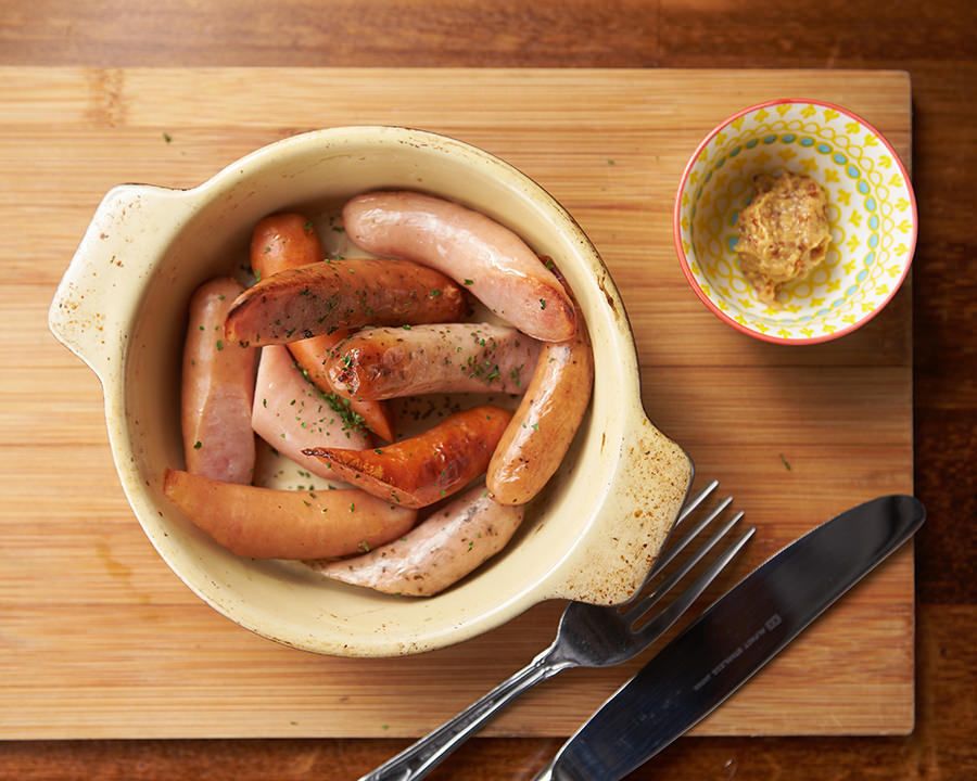 ソーセージ盛り合わせ（￥６８０）