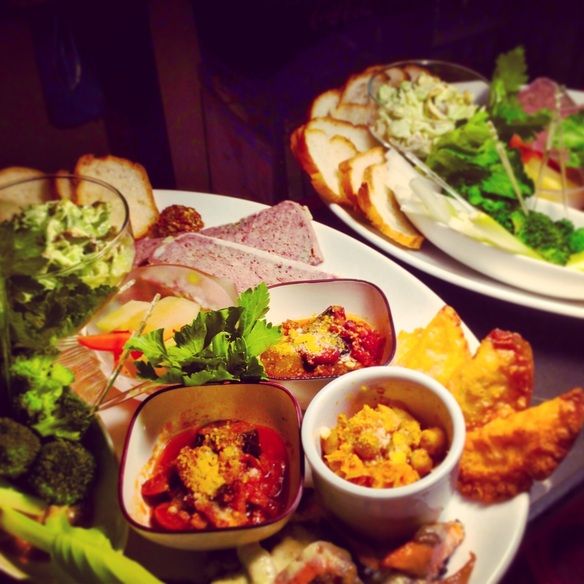 タパスミクスタ<スペイン小皿盛合せ>