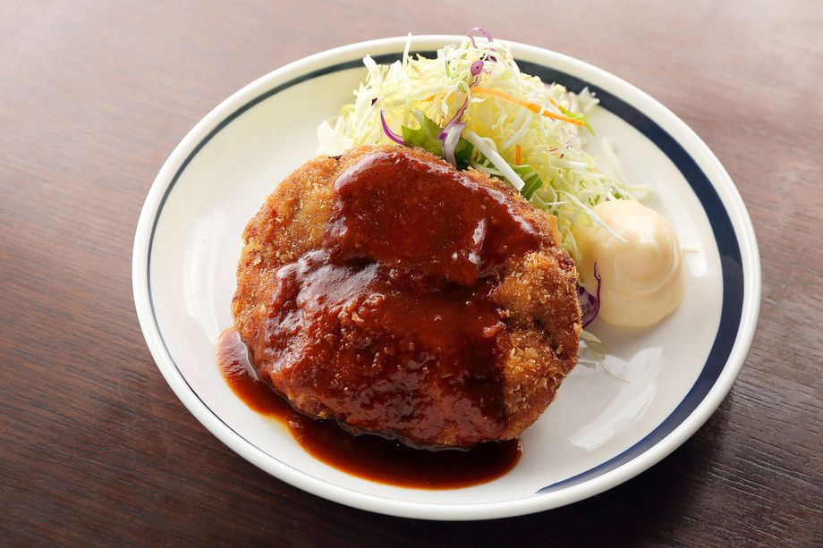 肉汁たっぷりメンチカツ（700円）