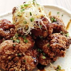 若鶏のから揚げ　オリエンタルソース（520円 （税抜））