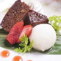 洋なしジェラートとブラウニー