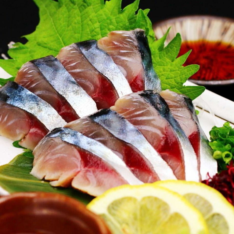 燻製〆サバのお造り（720円 （税抜））