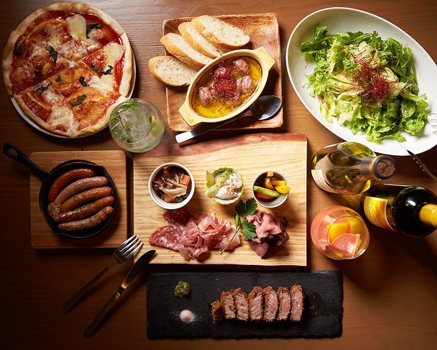 ☆ＮＥＷ OPEN 記念！￥４５００→￥３９８０☆ご宴会・新年会に！コラボ肉バルスタンダードコース！牛レアかつor牛サーロインステーキなど全8品コース◇2.5ｈ飲み放題　￥３９８０（￥４５００→￥３９８０）