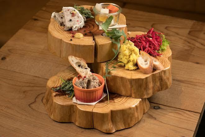 MARUTAの前菜盛り（650円/1人前（2人前からのご注文頂けます））