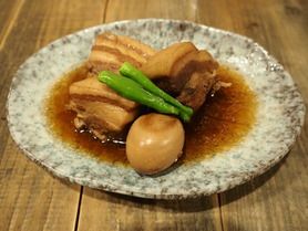 豚の角煮玉子入り