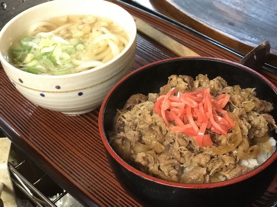 特製やみつき牛丼セット（918）