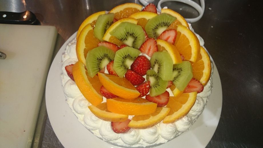 デコレーションケーキ