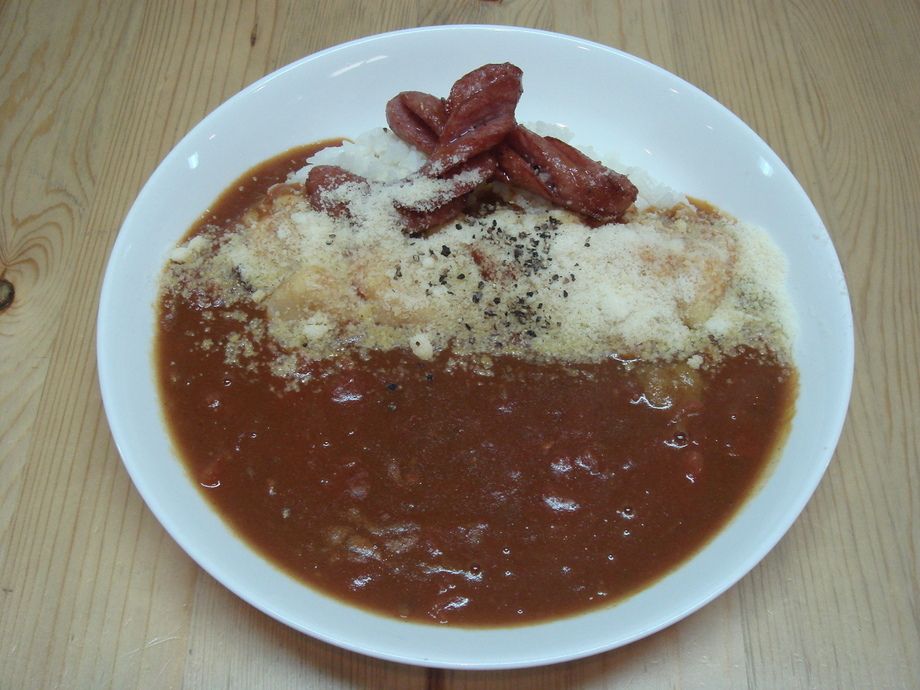 チーズソーセージカレー（750円）