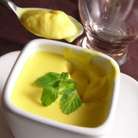 自家製 マンゴープリン Flan xoài