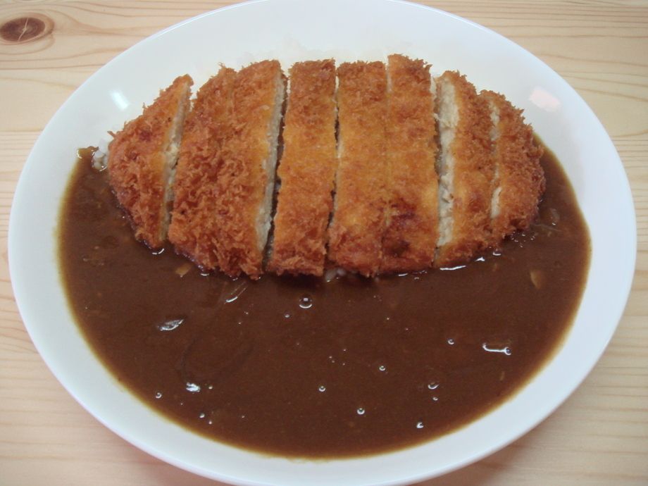 ロースカツカレー（850円）