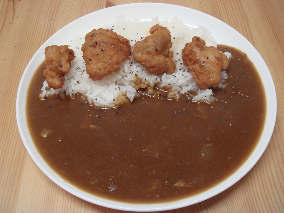 からあげカレー（750円）